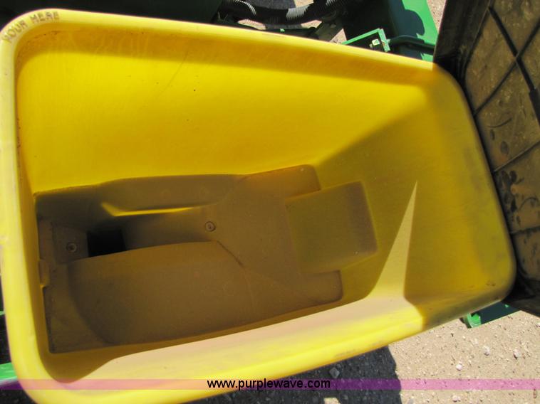 image for item 3453 2008 John Deere 1710 MaxEmerge XP vertical fold no-till planter