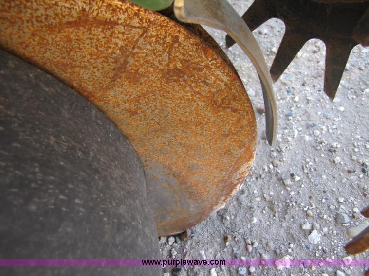 image for item 3453 2008 John Deere 1710 MaxEmerge XP vertical fold no-till planter