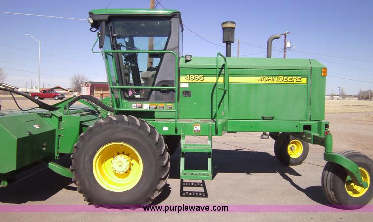 image for item 3459 2006 John Deere 4995 windrower with 995 16' platform