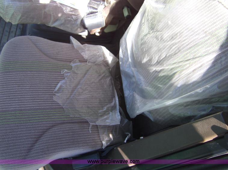 image for item 3459 2006 John Deere 4995 windrower with 995 16' platform