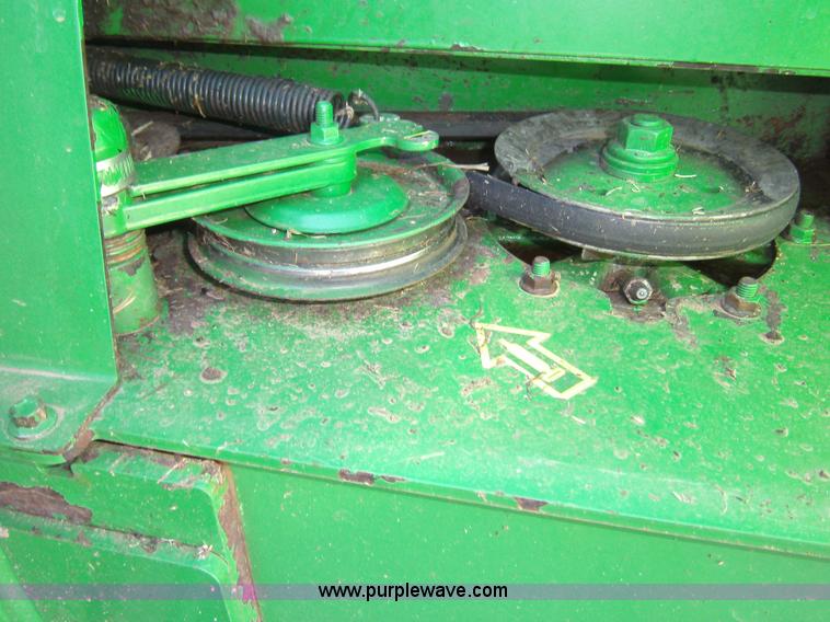 image for item 3459 2006 John Deere 4995 windrower with 995 16' platform