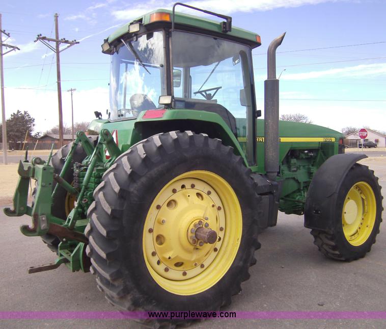 image for item 3461 1998 John Deere 8100 MFWD tractor