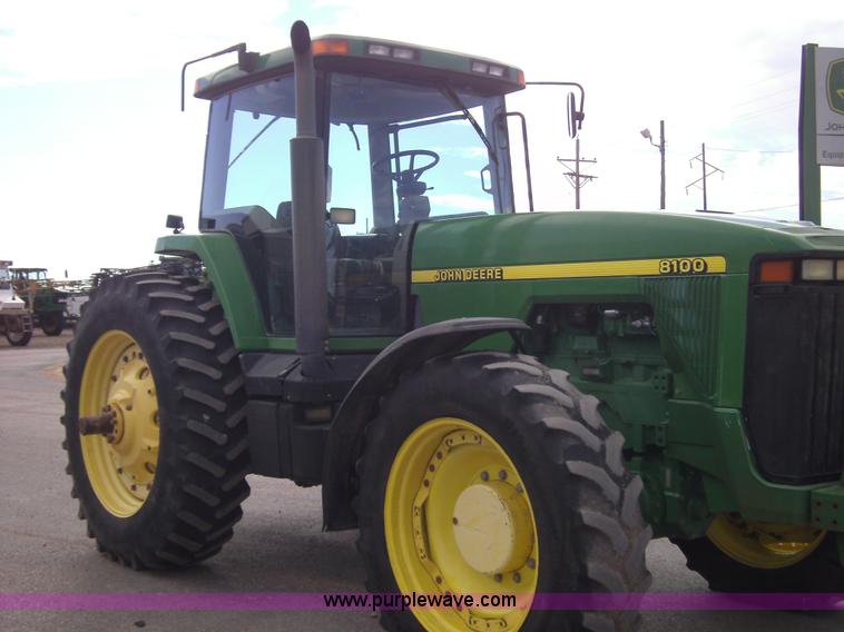 image for item 3461 1998 John Deere 8100 MFWD tractor