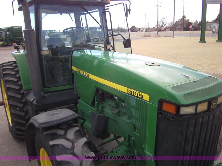image for item 3461 1998 John Deere 8100 MFWD tractor
