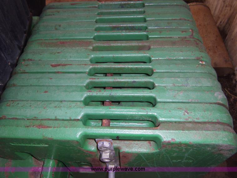 image for item 3461 1998 John Deere 8100 MFWD tractor