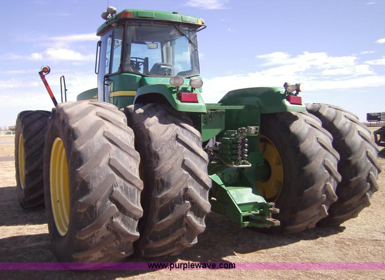 image for item 3462 2002 John Deere 9420 4WD tractor