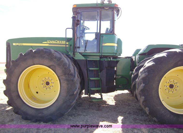 image for item 3462 2002 John Deere 9420 4WD tractor
