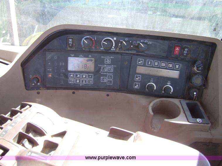 image for item 3462 2002 John Deere 9420 4WD tractor