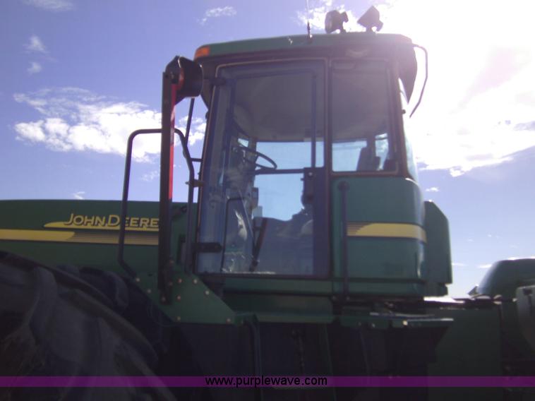 image for item 3462 2002 John Deere 9420 4WD tractor