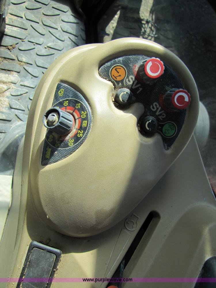 image for item 3470 2006 AGCO RT120A MFWD tractor