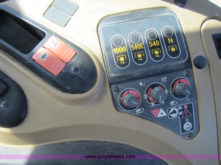 image for item 3470 2006 AGCO RT120A MFWD tractor