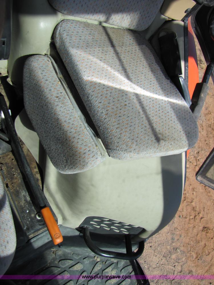 image for item 3470 2006 AGCO RT120A MFWD tractor