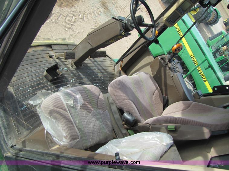 image for item 3476 2006 John Deere 7700 forage harvester