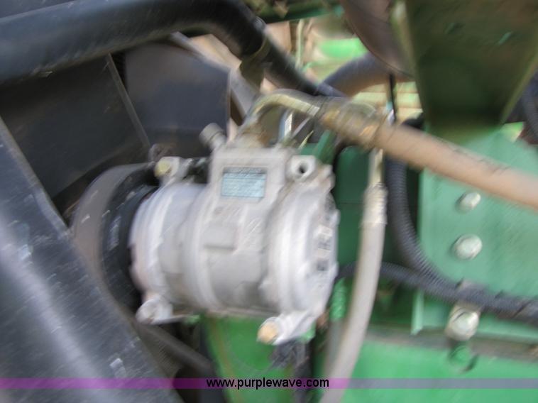 image for item 3476 2006 John Deere 7700 forage harvester