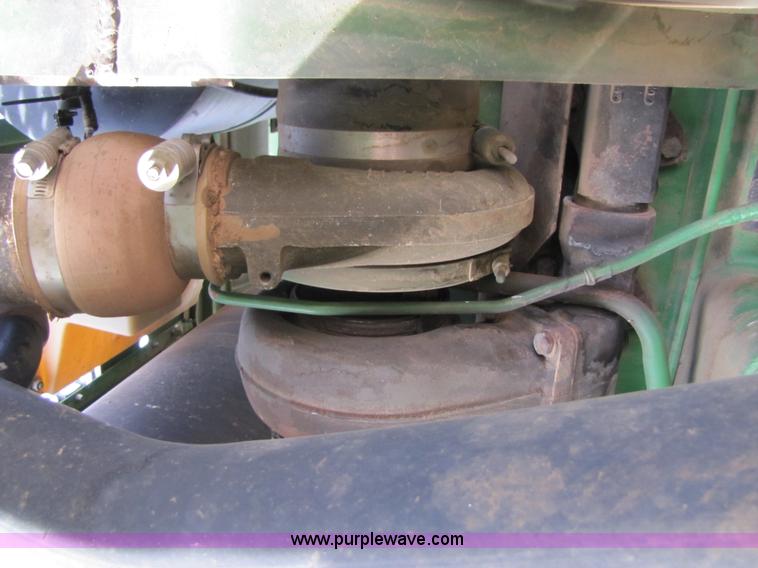 image for item 3476 2006 John Deere 7700 forage harvester