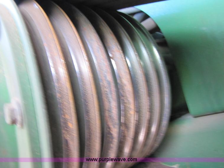 image for item 3476 2006 John Deere 7700 forage harvester