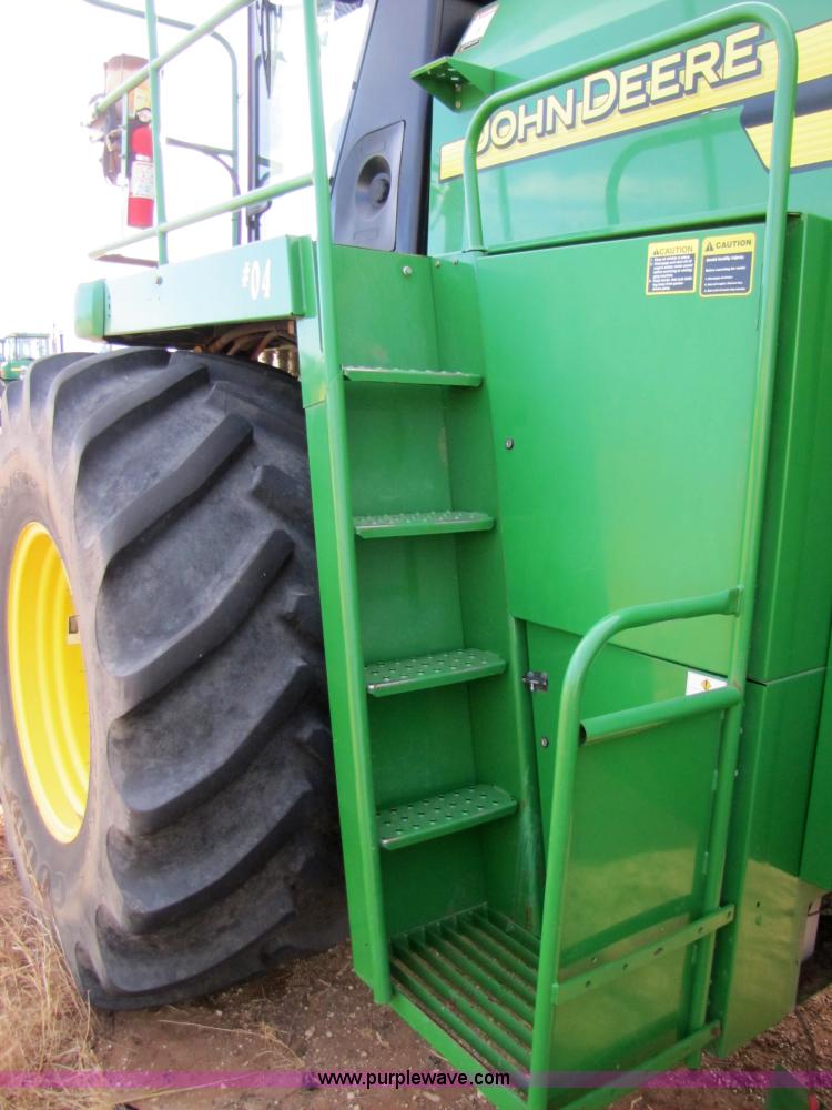 image for item 3477 2005 John Deere 7700 forage harvester
