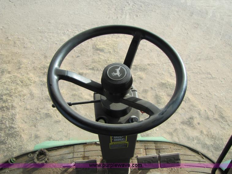 image for item 3477 2005 John Deere 7700 forage harvester