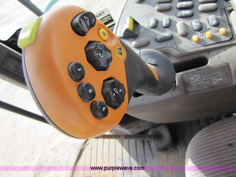 image for item 3477 2005 John Deere 7700 forage harvester