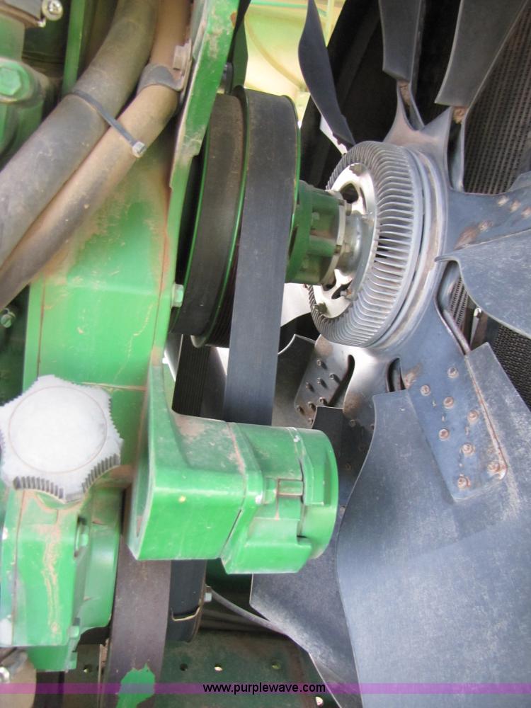 image for item 3477 2005 John Deere 7700 forage harvester