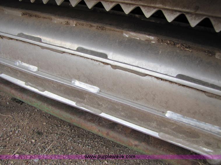 image for item 3477 2005 John Deere 7700 forage harvester