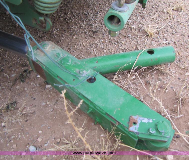 image for item 3477 2005 John Deere 7700 forage harvester