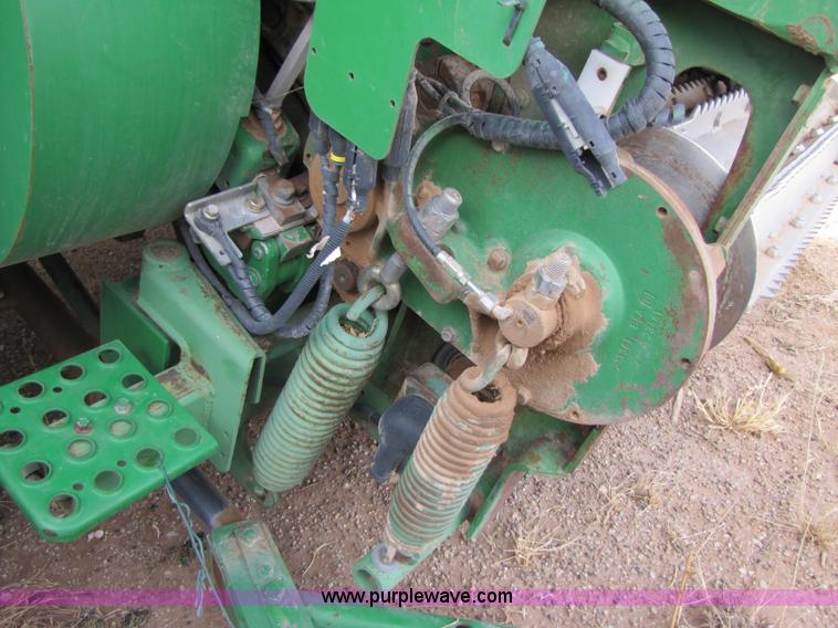 image for item 3477 2005 John Deere 7700 forage harvester