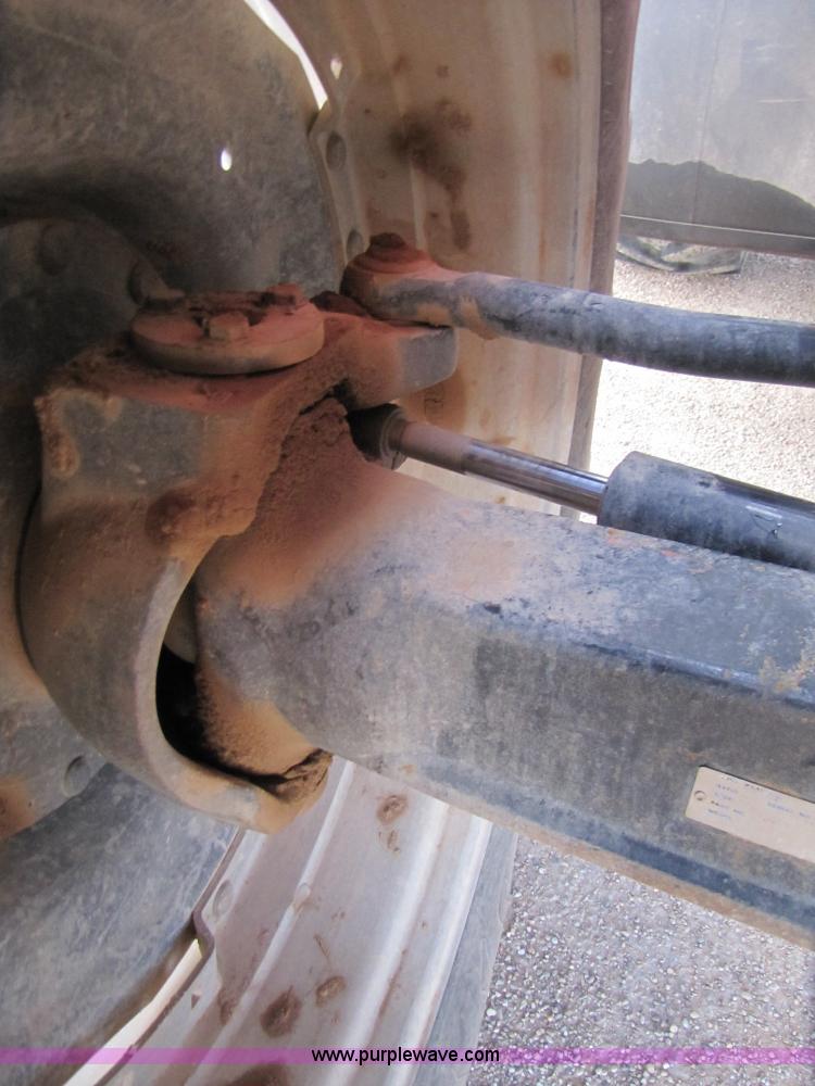 image for item 3478 2005 Case IH MX285 tractor