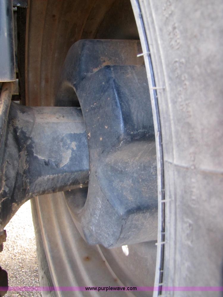 image for item 3478 2005 Case IH MX285 tractor