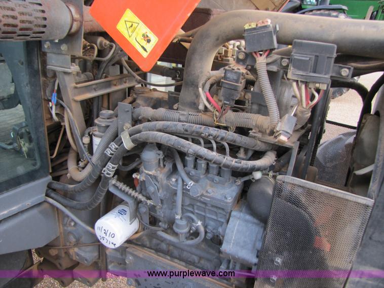 image for item 3479 2004 Kubota M105S MFWD tractor