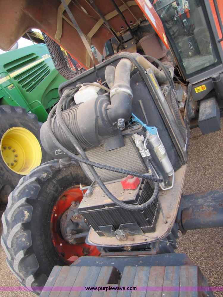 image for item 3479 2004 Kubota M105S MFWD tractor