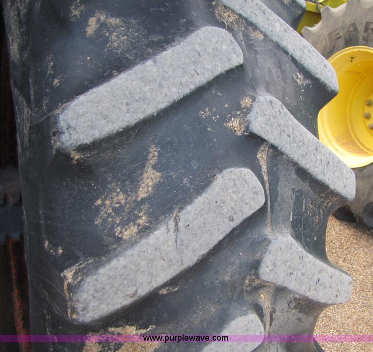 image for item 3479 2004 Kubota M105S MFWD tractor