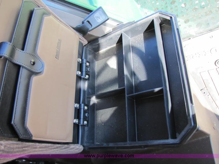 image for item 3483 2007 John Deere 9860STS combine