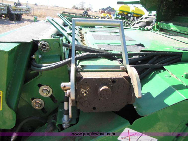 image for item 3483 2007 John Deere 9860STS combine
