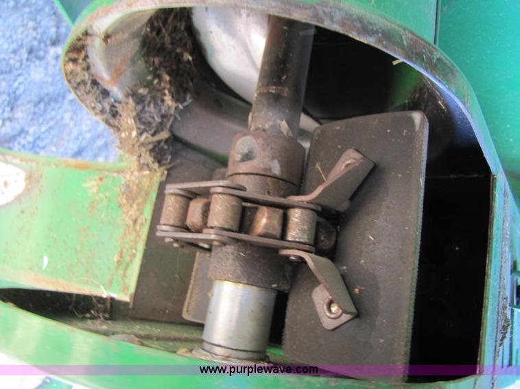 image for item 3483 2007 John Deere 9860STS combine