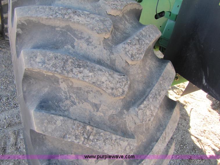 image for item 3483 2007 John Deere 9860STS combine