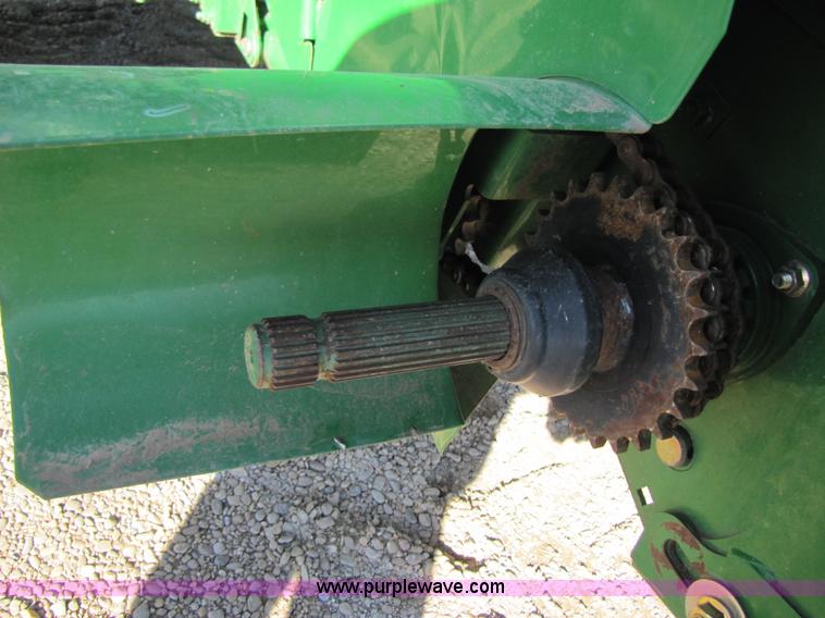 image for item 3483 2007 John Deere 9860STS combine