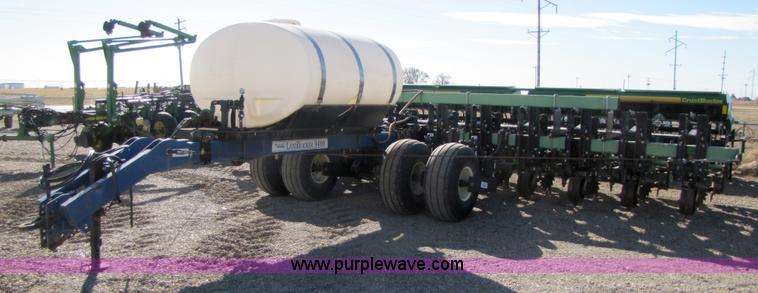 image for item 3487 Bigham Brothers 12 row strip till