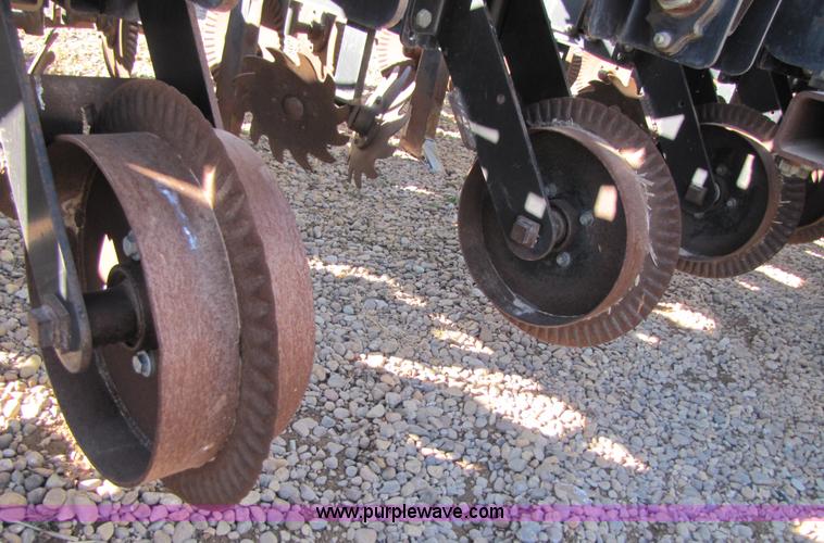 image for item 3487 Bigham Brothers 12 row strip till