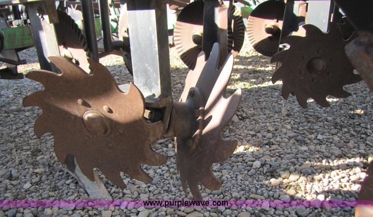 image for item 3487 Bigham Brothers 12 row strip till