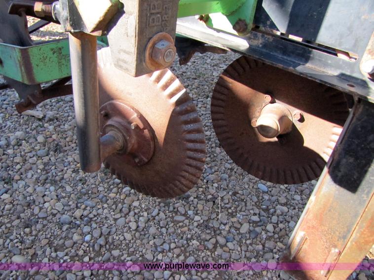 image for item 3487 Bigham Brothers 12 row strip till