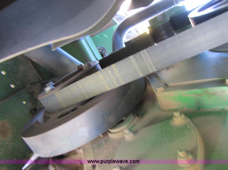 image for item 3489 2002 John Deere 7500 forage harvester