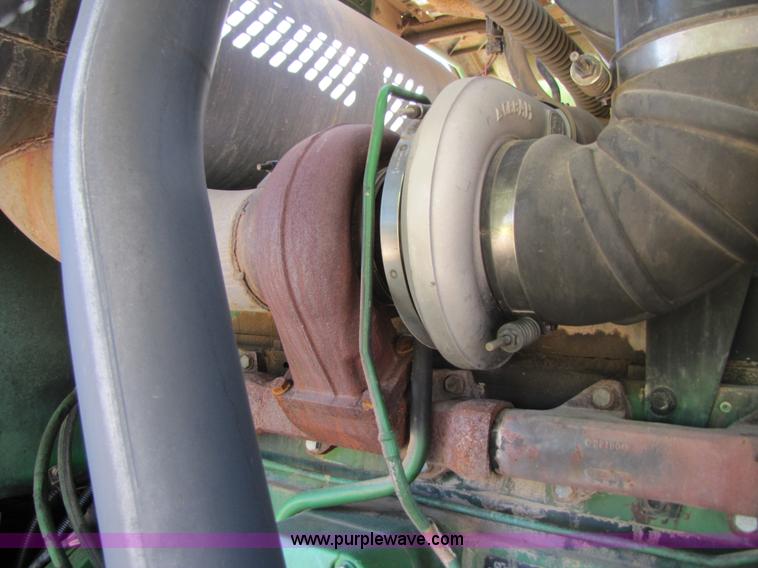 image for item 3489 2002 John Deere 7500 forage harvester