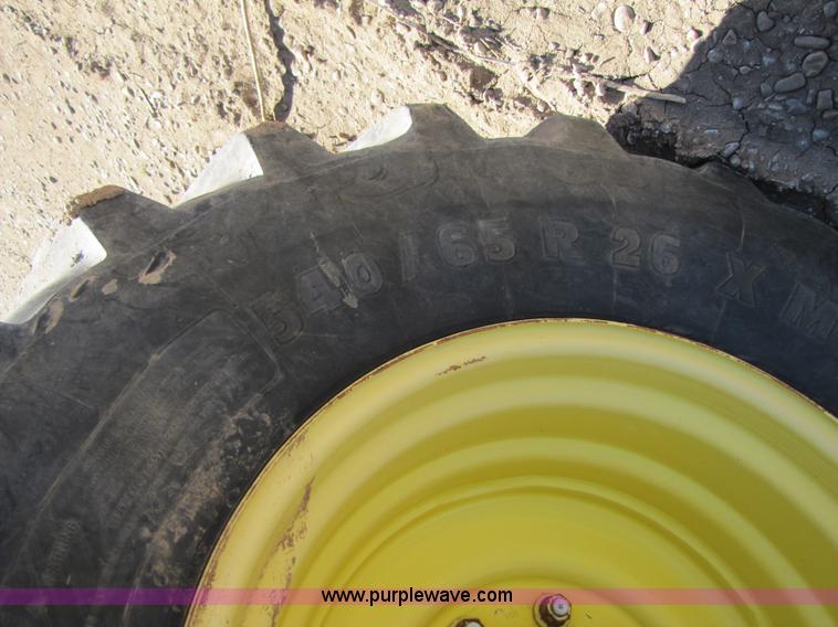 image for item 3489 2002 John Deere 7500 forage harvester