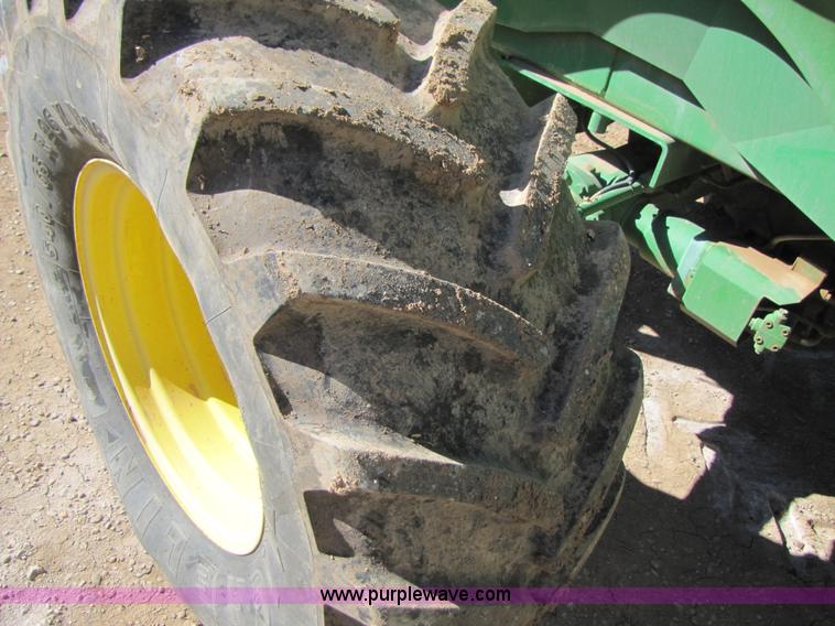 image for item 3489 2002 John Deere 7500 forage harvester