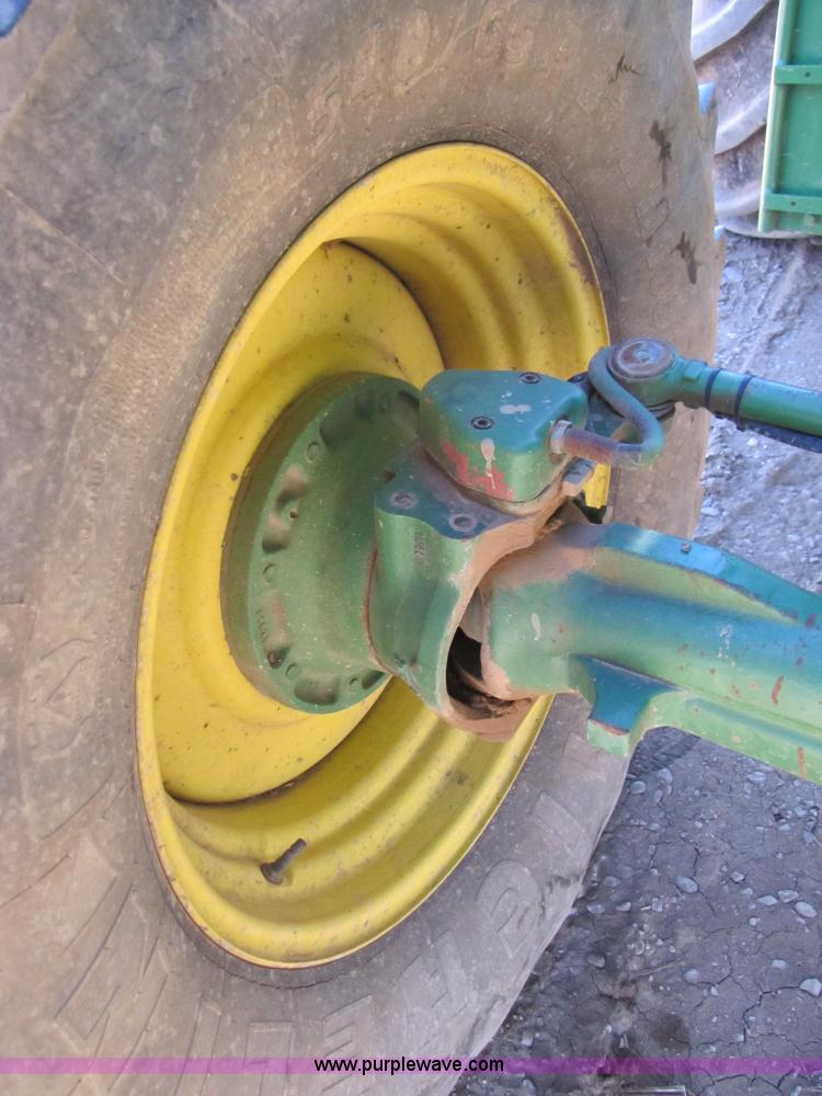 image for item 3489 2002 John Deere 7500 forage harvester