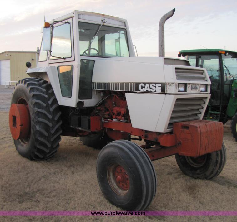image for item 3493 1980 Case 2390 tractor