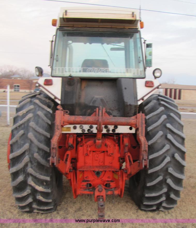 image for item 3493 1980 Case 2390 tractor