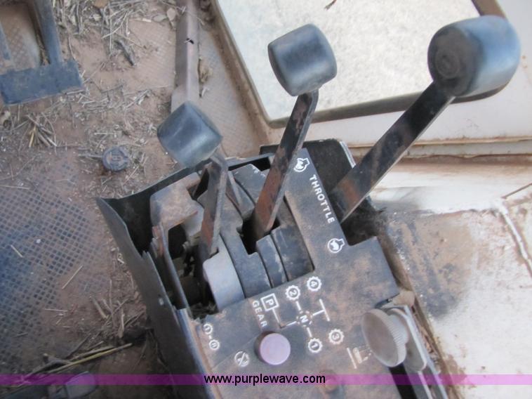 image for item 3493 1980 Case 2390 tractor