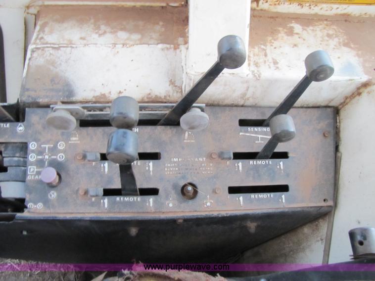 image for item 3493 1980 Case 2390 tractor